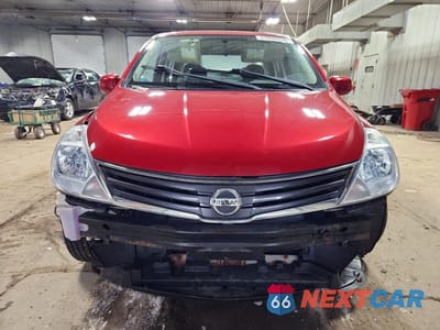 Piąte zdjęcie samochodu w środku: 2011 NISSAN VERSA 1.8 S VIN:3N1BC1AP5BL449720 - miniatura