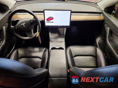 Zdjęcie 8 z 13 samochodu: 2021 TESLA MODEL Y VIN:5YJYGDEE7MF199145 - miniatura