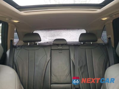 Zdjęcie 10 z 12 samochodu: 2015 BMW X5 XDRIVE50I VIN:5UXKR6C55F0J78857 - miniatura