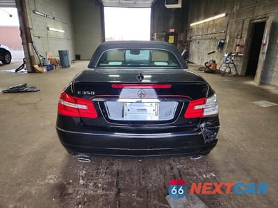 Zdjęcie 6 z 13 samochodu: 2013 MERCEDES-BENZ E 350 VIN:WDDKK5KF9DF196644 - miniatura