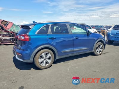 Trzecie zdjęcie samochodu z tyłu: 2018 KIA NIRO LX VIN:KNDCB3LC1J5210657 - miniatura