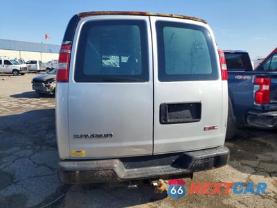 Zdjęcie 6 z 12 samochodu: 2017 GMC SAVANA G2500 UTILITY / SERVICE VAN VIN:1GTW7BFG8H1105395 - miniatura
