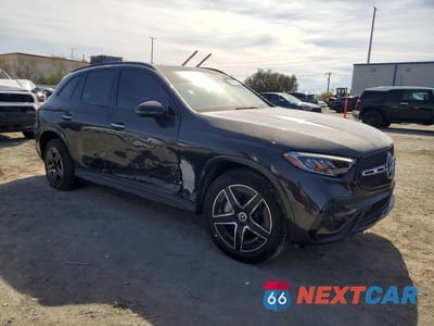 Czwarte zdjęcie samochodu z boku: 2025 MERCEDES-BENZ GLC 300 4MATIC VIN:W1NKM4HB9SF269679 - miniatura