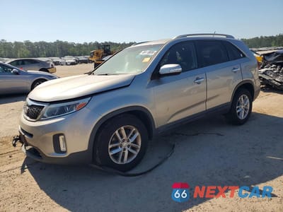2014 KIA SORENTO LX 5XYKT3A60EG474164 - główne zdjęcie licytacji z USA - miniatura