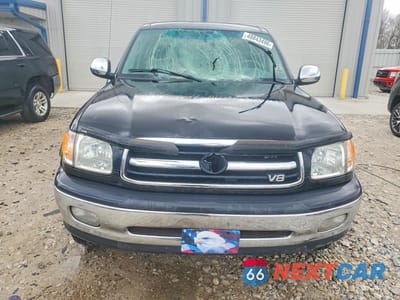 Piąte zdjęcie samochodu w środku: 2002 TOYOTA TUNDRA SR5 V8 VIN:5TBBT44112S269823 - miniatura