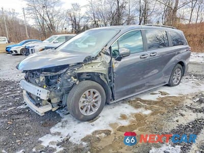 2025 TOYOTA SIENNA XLE 8-PASSENGER 5TDYRKEC6SS242010 - główne zdjęcie licytacji z USA - miniatura