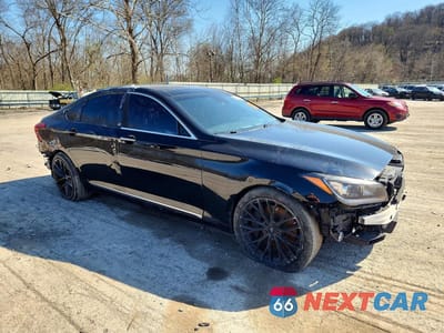 Czwarte zdjęcie samochodu z boku: 2015 HYUNDAI GENESIS 5.0L VIN:KMHGN4JF6FU041305 - miniatura