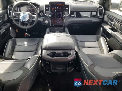 Zdjęcie 8 z 11 samochodu: 2025 RAM 1500 LARAMIE VIN:1C6SRFJP0SN658279 - miniatura