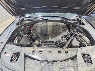 Zdjęcie 11 z 12 samochodu: 2015 BMW 750 LXI VIN:WBAYF8C50FD654860 - miniatura