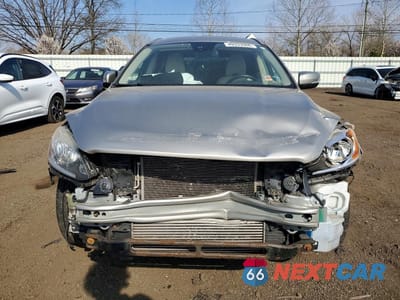 Piąte zdjęcie samochodu w środku: 2015 VOLVO XC60 T6 PREMIER+ VIN:YV4902RC9F2562537 - miniatura