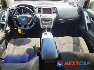 Zdjęcie 8 z 13 samochodu: 2013 NISSAN MURANO S VIN:JN8AZ1MW5DW318556 - miniatura