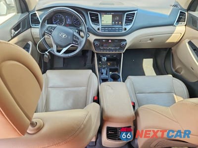 Zdjęcie 8 z 12 samochodu: 2017 HYUNDAI TUCSON LIMITED VIN:KM8J33A23HU563346 - miniatura