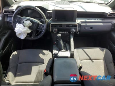 Zdjęcie 8 z 12 samochodu: 2024 TOYOTA TACOMA SR VIN:3TYKE5JNXRT024712 - miniatura