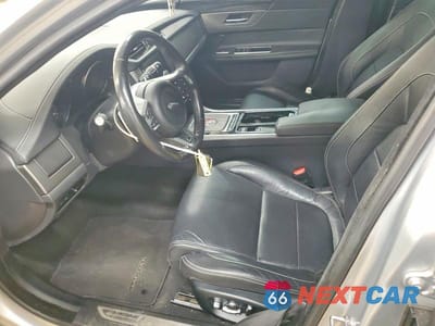 Zdjęcie 7 z 12 samochodu: 2018 JAGUAR XF S VIN:SAJBG4FV9JCY67218 - miniatura