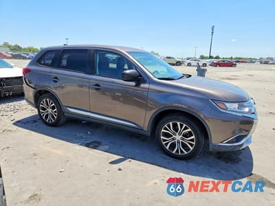 Czwarte zdjęcie samochodu z boku: 2018 MITSUBISHI OUTLANDER ES VIN:JA4AD2A32JZ006547 - miniatura