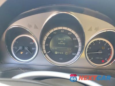 Zdjęcie 9 z 13 samochodu: 2010 MERCEDES-BENZ C 300 VIN:WDDGF5EB7AR093977 - miniatura