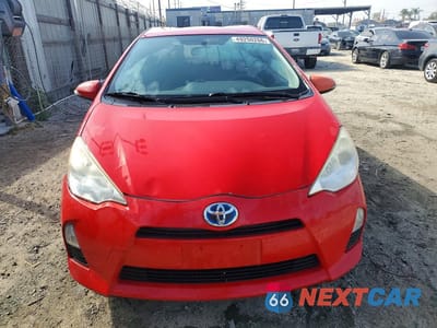 Piąte zdjęcie samochodu w środku: 2014 TOYOTA PRIUS C TWO VIN:JTDKDTB3XE1559353 - miniatura