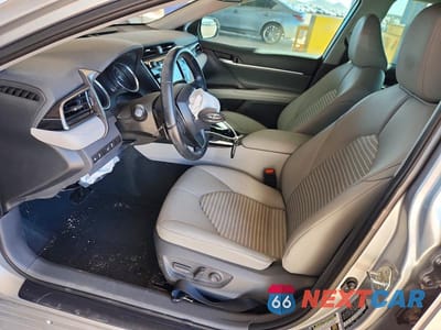 Zdjęcie 7 z 12 samochodu: 2020 TOYOTA CAMRY SE VIN:4T1G31AKXLU544641 - miniatura