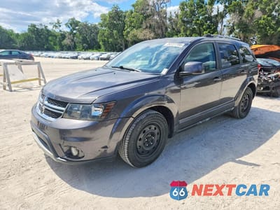 2019 DODGE JOURNEY SE 3C4PDCBB1KT869683 - główne zdjęcie licytacji z USA - miniatura