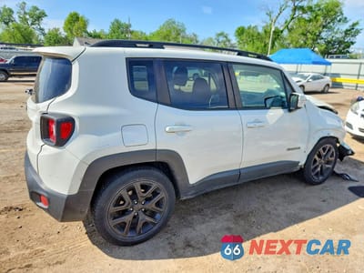 Trzecie zdjęcie samochodu z tyłu: 2017 JEEP RENEGADE LATITUDE VIN:ZACCJABB9HPF15633 - miniatura