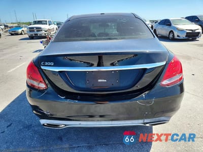 Zdjęcie 6 z 11 samochodu: 2015 MERCEDES-BENZ C 300 VIN:55SWF4JB0FU076567 - miniatura