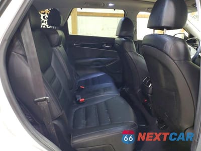 Zdjęcie 11 z 13 samochodu: 2019 KIA SORENTO SX V6 VIN:5XYPKDA57KG500535 - miniatura