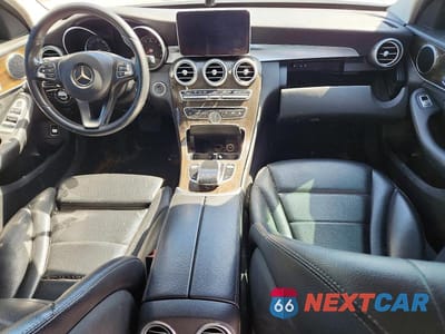 Zdjęcie 8 z 11 samochodu: 2015 MERCEDES-BENZ C 300 VIN:55SWF4JB0FU076567 - miniatura