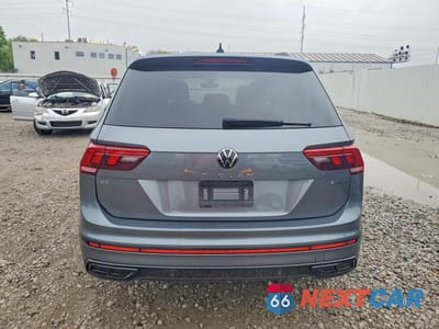 Zdjęcie 6 z 14 samochodu: 2022 VOLKSWAGEN TIGUAN SE R-LINE BLACK VIN:3VV8B7AX6NM033771 - miniatura