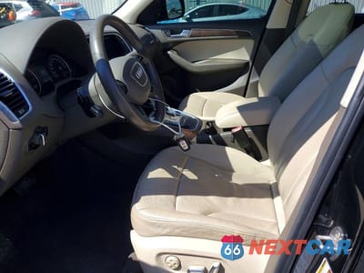 Zdjęcie 7 z 13 samochodu: 2016 AUDI Q5 PREMIUM VIN:WA1C2AFP1GA141806 - miniatura