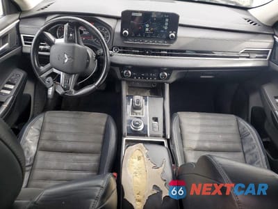Zdjęcie 8 z 13 samochodu: 2022 MITSUBISHI OUTLANDER SE VIN:JA4J3UA81NZ082924 - miniatura