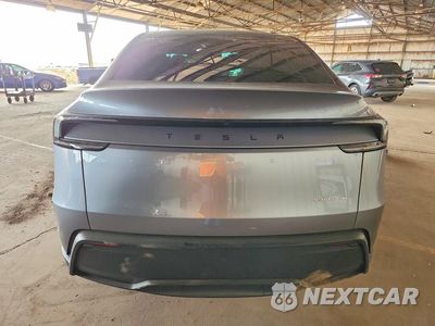 Zdjęcie 11 z 26 samochodu: 2026 TESLA MODEL Y VIN:7SAYGDEE5TF563550 - miniatura