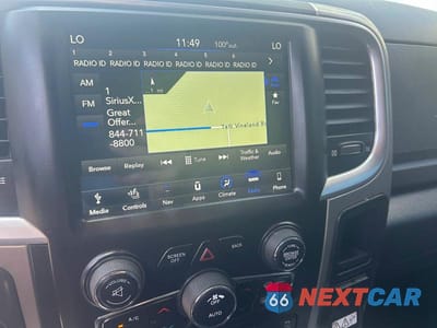 Zdjęcie 11 z 14 samochodu: 2018 RAM 1500 SLT VIN:3C6RR7LG3JG203497 - miniatura