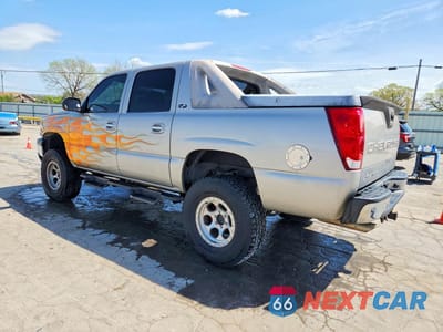 Drugie zdjęcie samochodu z przodu: 2004 CHEVROLET AVALANCHE K1500 VIN:3GNEK12T44G126349 - miniatura