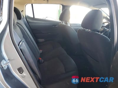 Zdjęcie 10 z 12 samochodu: 2018 NISSAN LEAF S VIN:1N4AZ1CP1JC303853 - miniatura