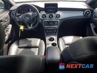 Zdjęcie 8 z 13 samochodu: 2018 MERCEDES-BENZ GLA 250 4MATIC VIN:WDCTG4GB7JJ477828 - miniatura