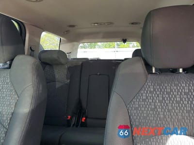 Zdjęcie 10 z 13 samochodu: 2011 GMC ACADIA SLE VIN:1GKKRNEDXBJ158435 - miniatura