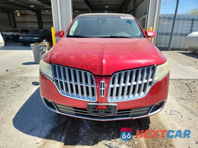 Piąte zdjęcie samochodu w środku: 2011 LINCOLN MKT VIN:2LMHJ5FR3BBJ54142 - miniatura