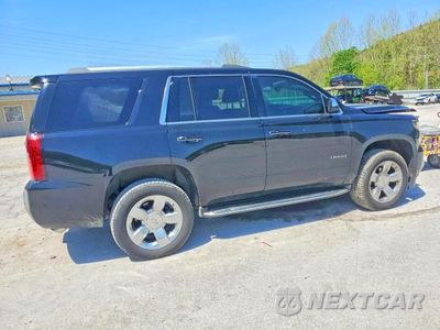 Trzecie zdjęcie samochodu z tyłu: 2017 CHEVROLET TAHOE K1500 PREMIER VIN:1GNSKCKC2HR359425 - miniatura