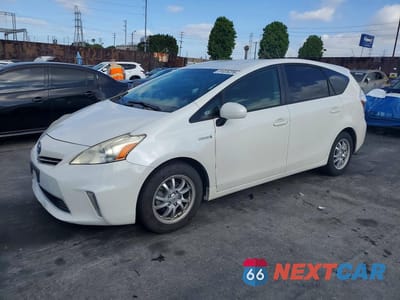 2013 TOYOTA PRIUS V THREE JTDZN3EU9D3268863 - główne zdjęcie licytacji z USA - miniatura