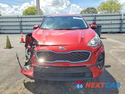 Piąte zdjęcie samochodu w środku: 2021 KIA SPORTAGE LX VIN:KNDPM3AC8M7878947 - miniatura