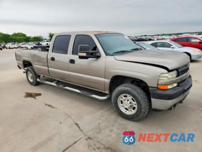 Czwarte zdjęcie samochodu z boku: 2001 CHEVROLET SILVERADO C2500 HEAVY DUTY VIN:1GCHC23G51F121006 - miniatura