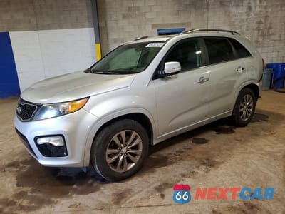 2013 KIA SORENTO SX 5XYKW4A23DG396228 - główne zdjęcie licytacji z USA - miniatura