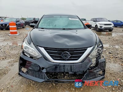 Piąte zdjęcie samochodu w środku: 2016 NISSAN ALTIMA 2.5 SR VIN:1N4AL3AP4GC287236 - miniatura