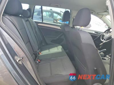 Zdjęcie 10 z 12 samochodu: 2016 VOLKSWAGEN GOLF SPORTWAGEN S VIN:3VWC17AU4GM515768 - miniatura