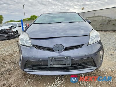 Piąte zdjęcie samochodu w środku: 2012 TOYOTA PRIUS TWO VIN:JTDKN3DU6C5527296 - miniatura