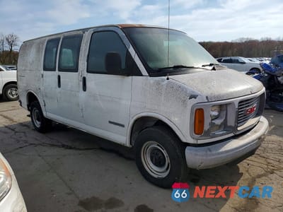 Czwarte zdjęcie samochodu z boku: 2002 GMC SAVANA G2500 DELIVERY VAN VIN:1GTGG25R521904260 - miniatura