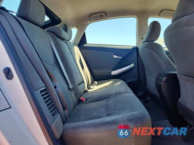 Zdjęcie 10 z 12 samochodu: 2015 TOYOTA PRIUS TWO VIN:JTDKN3DU6F1911347 - miniatura