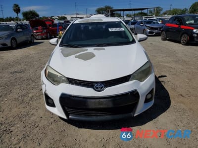 Piąte zdjęcie samochodu w środku: 2015 TOYOTA COROLLA S PLUS VIN:5YFBURHE7FP338415 - miniatura