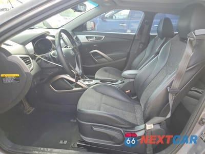 Zdjęcie 7 z 12 samochodu: 2014 HYUNDAI VELOSTER BASE VIN:KMHTC6AD8EU217123 - miniatura