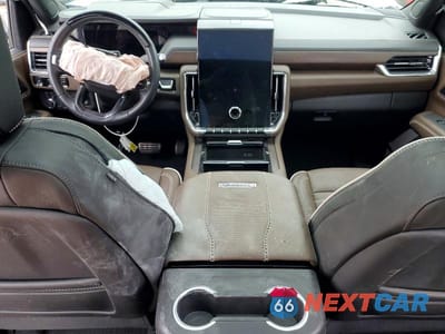Zdjęcie 8 z 14 samochodu: 2025 GMC YUKON XL DENALI ULTIMATE VIN:1GKS2KRL1SR210346 - miniatura